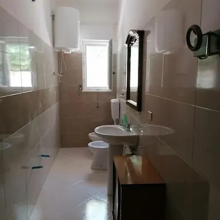 31 Posti Con Cucina E Parcheggio Privato Gratuito Apartman *