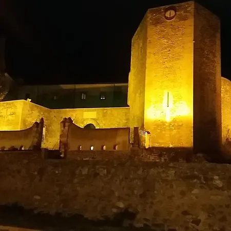 31 Posti Con Cucina E Parcheggio Privato Gratuito Candela