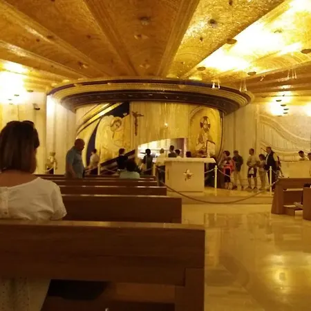 31 Posti Con Cucina E Parcheggio Privato Gratuito * Candela