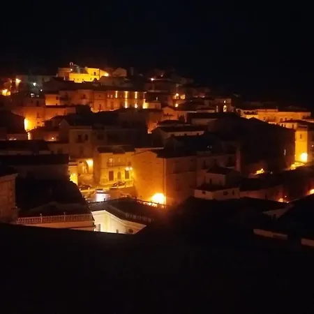 Daire 31 Posti Con Cucina E Parcheggio Privato Gratuito Candela