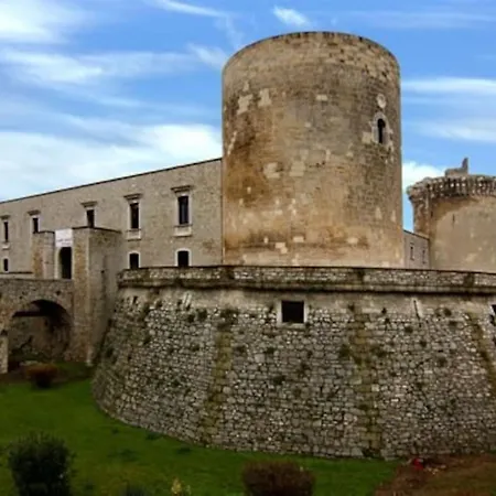 31 Posti Con Cucina E Parcheggio Privato Gratuito * Candela