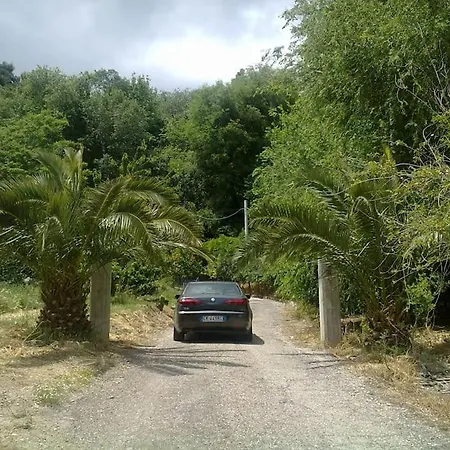 31 Posti Con Cucina E Parcheggio Privato Gratuito Candela