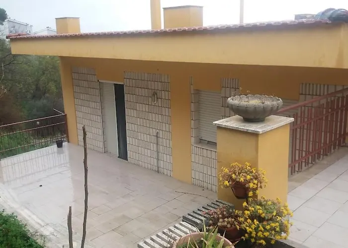 31 Posti Con Cucina E Parcheggio Privato Gratuito Daire Candela