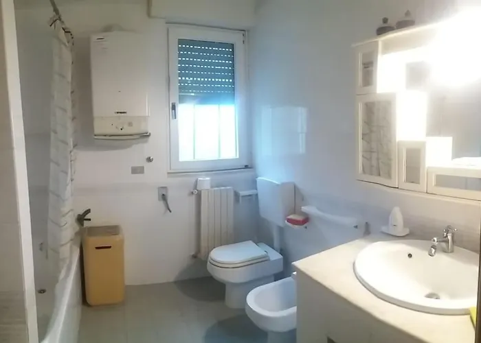 31 Posti Con Cucina E Parcheggio Privato Gratuito * Candela