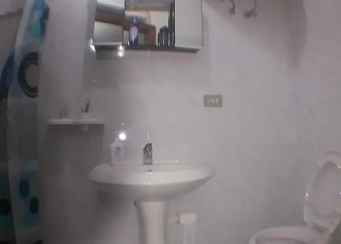 31 Posti Con Cucina E Parcheggio Privato Gratuito * Candela