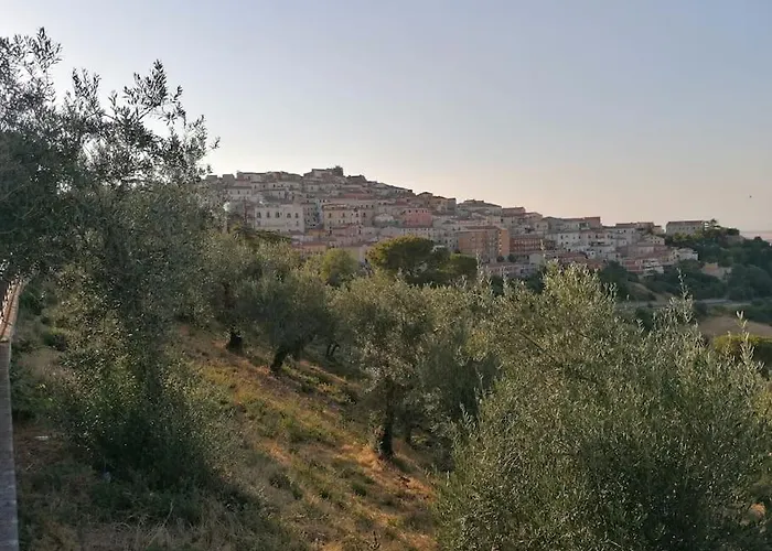 31 Posti Con Cucina E Parcheggio Privato Gratuito Candela